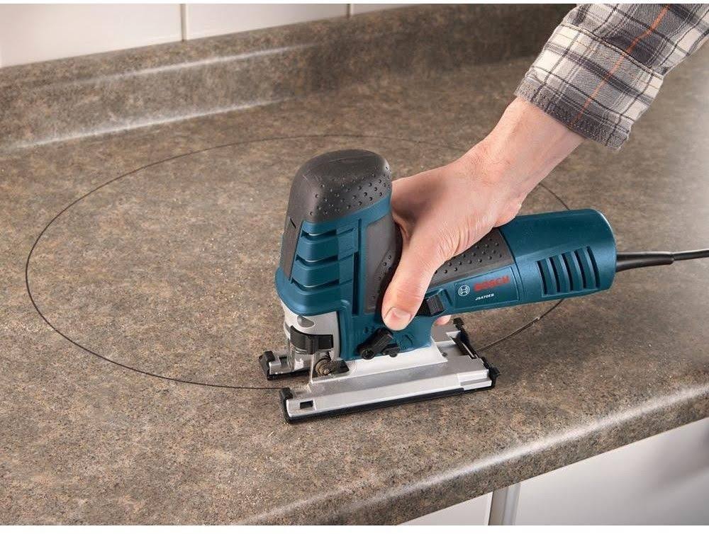 7 Amp Corded Variable Speed Barrel-Grip Jig Saw Kit with Carrying Case R31270