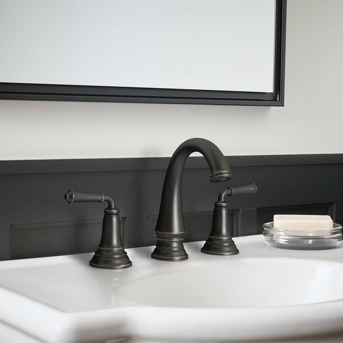 Polished Chrome Widespread Bathroom Faucet with Pop-Up Drain I55455