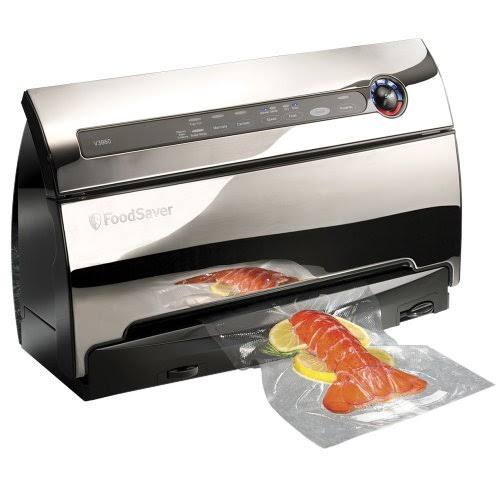 Vacuum Sealer with Roll Storage P950516