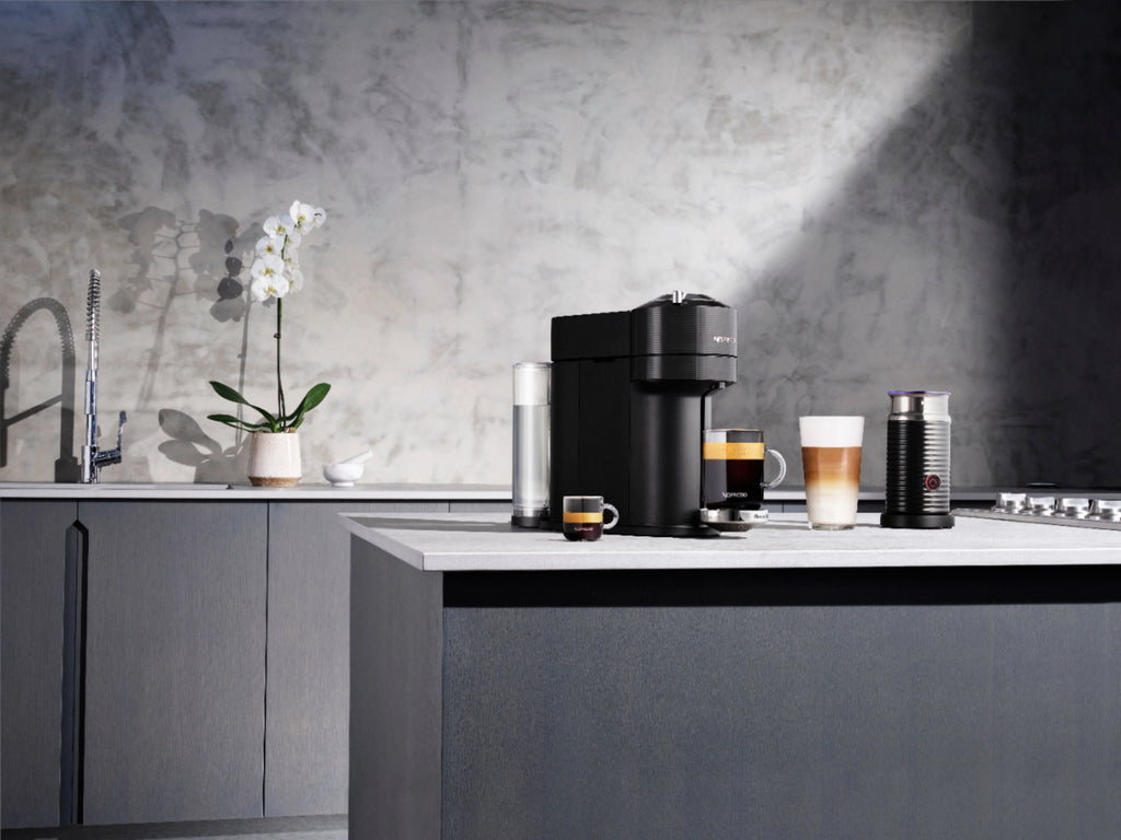 Black Coffee Machine with Milk Frother N57581