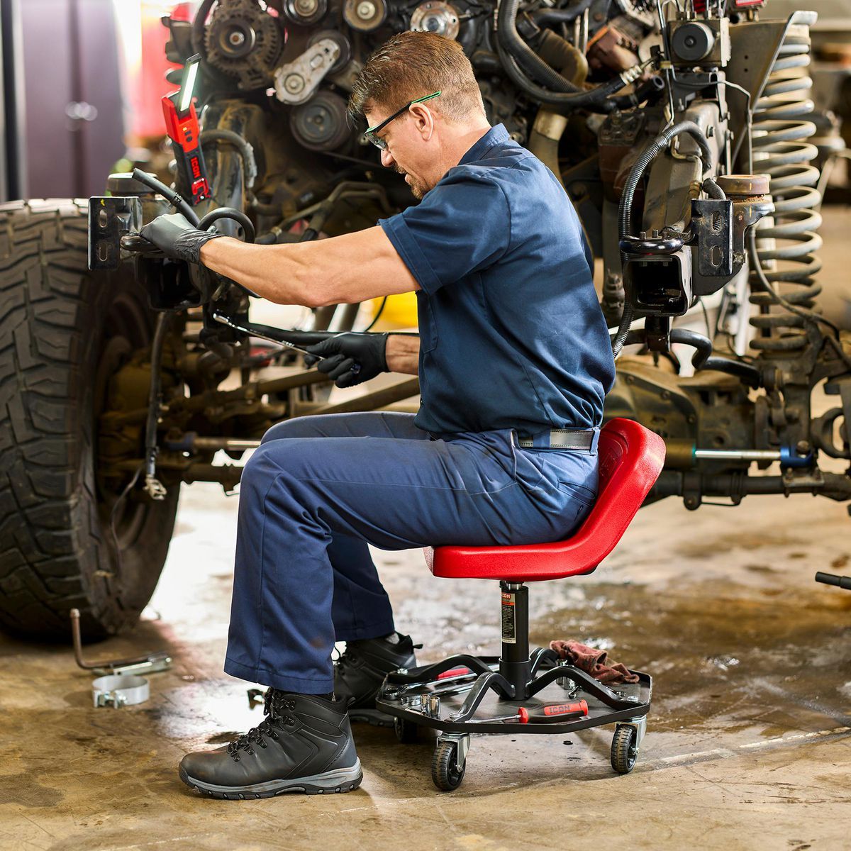 Adjustable Shop Seat with Tool Storage B63809