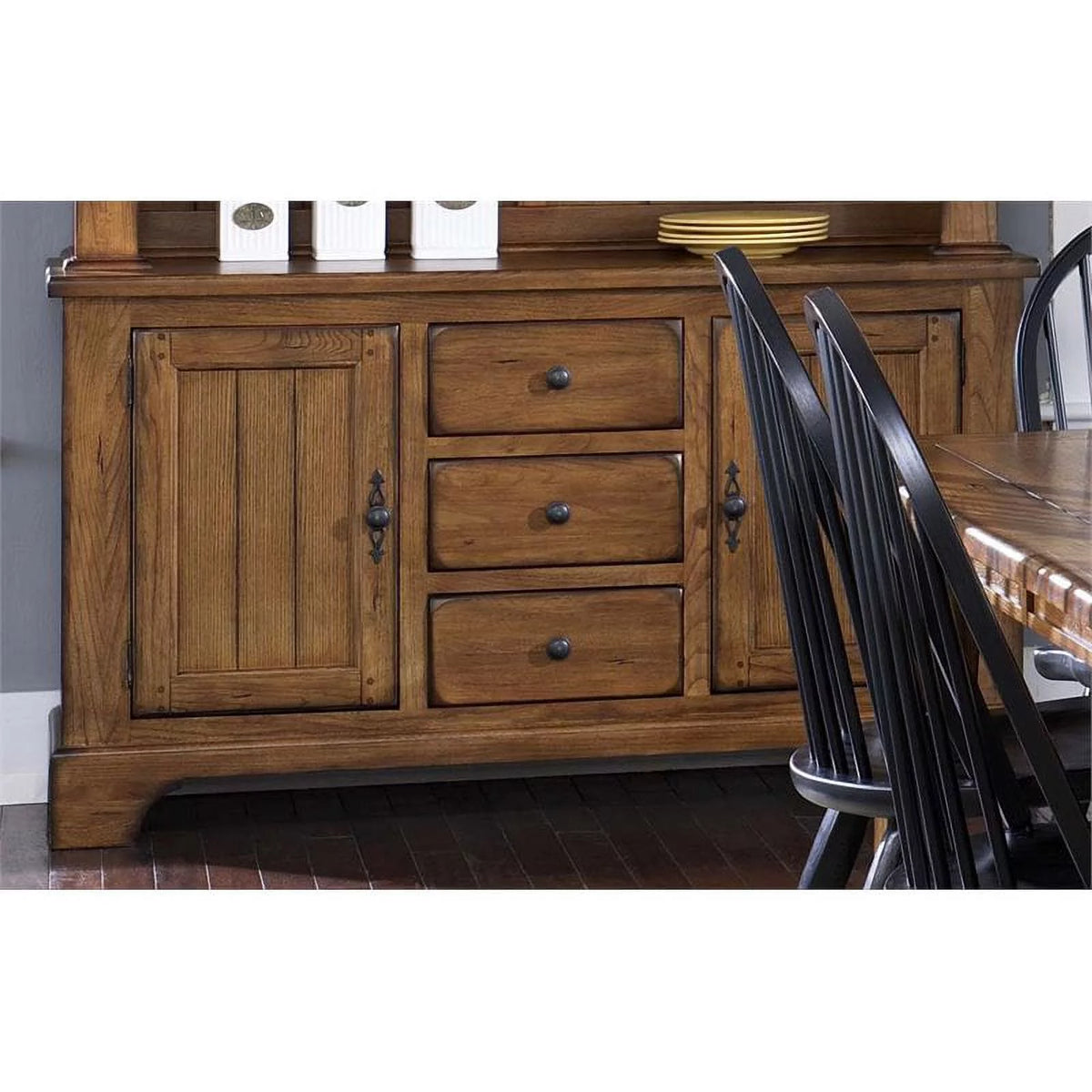 Rustic Oak Buffet Y2225