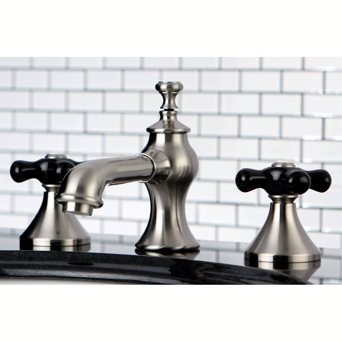 Polished Brass Widespread Bathroom Faucet U4928