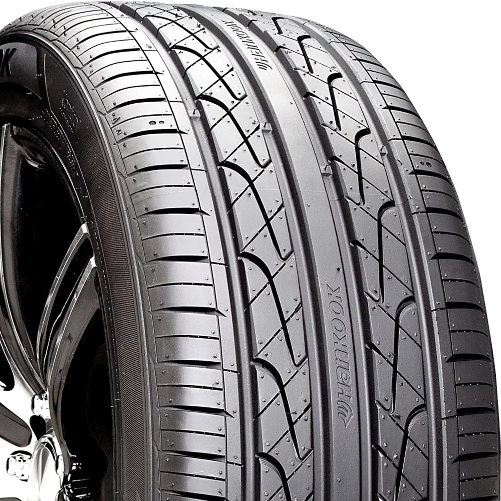 All Season 225/40R18 92W XL Passenger Tire T7684