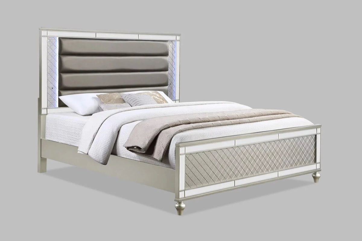 King Size Upholstery LED Bed and Nightstands U888425